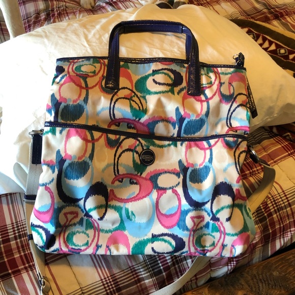 Coach! Fold over shoulder strap bag - Picture 6 of 7